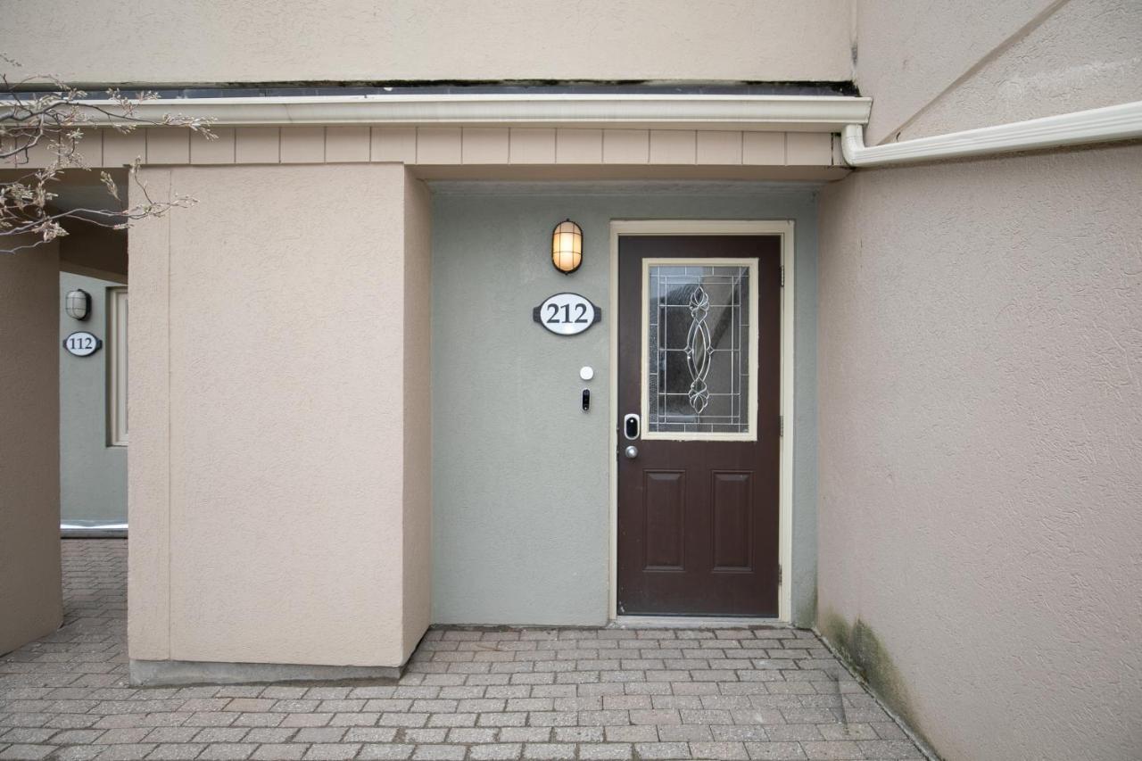 Stunning Townhouse - 3 Bdrm Blue Mountain Village Sauna! Montanhas Azuis Exterior foto
