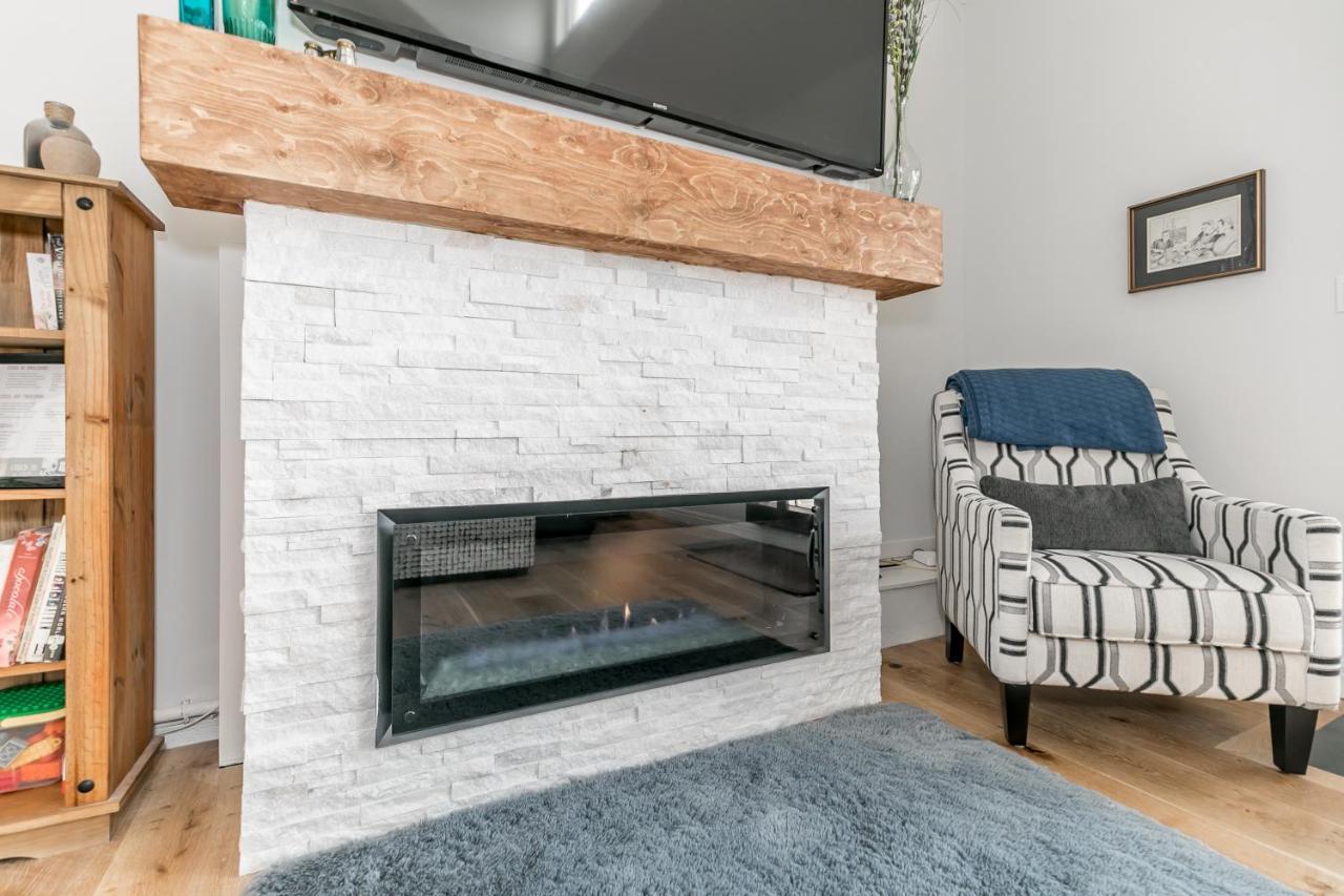 Stunning Townhouse - 3 Bdrm Blue Mountain Village Sauna! Montanhas Azuis Exterior foto