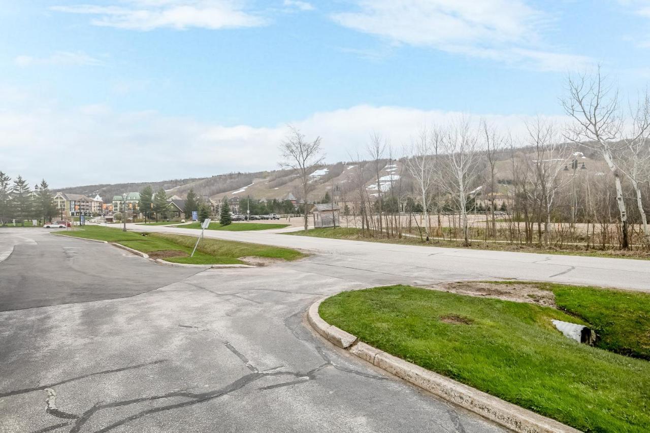 Stunning Townhouse - 3 Bdrm Blue Mountain Village Sauna! Montanhas Azuis Exterior foto