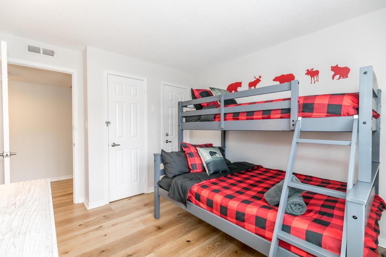 Stunning Townhouse - 3 Bdrm Blue Mountain Village Sauna! Montanhas Azuis Exterior foto