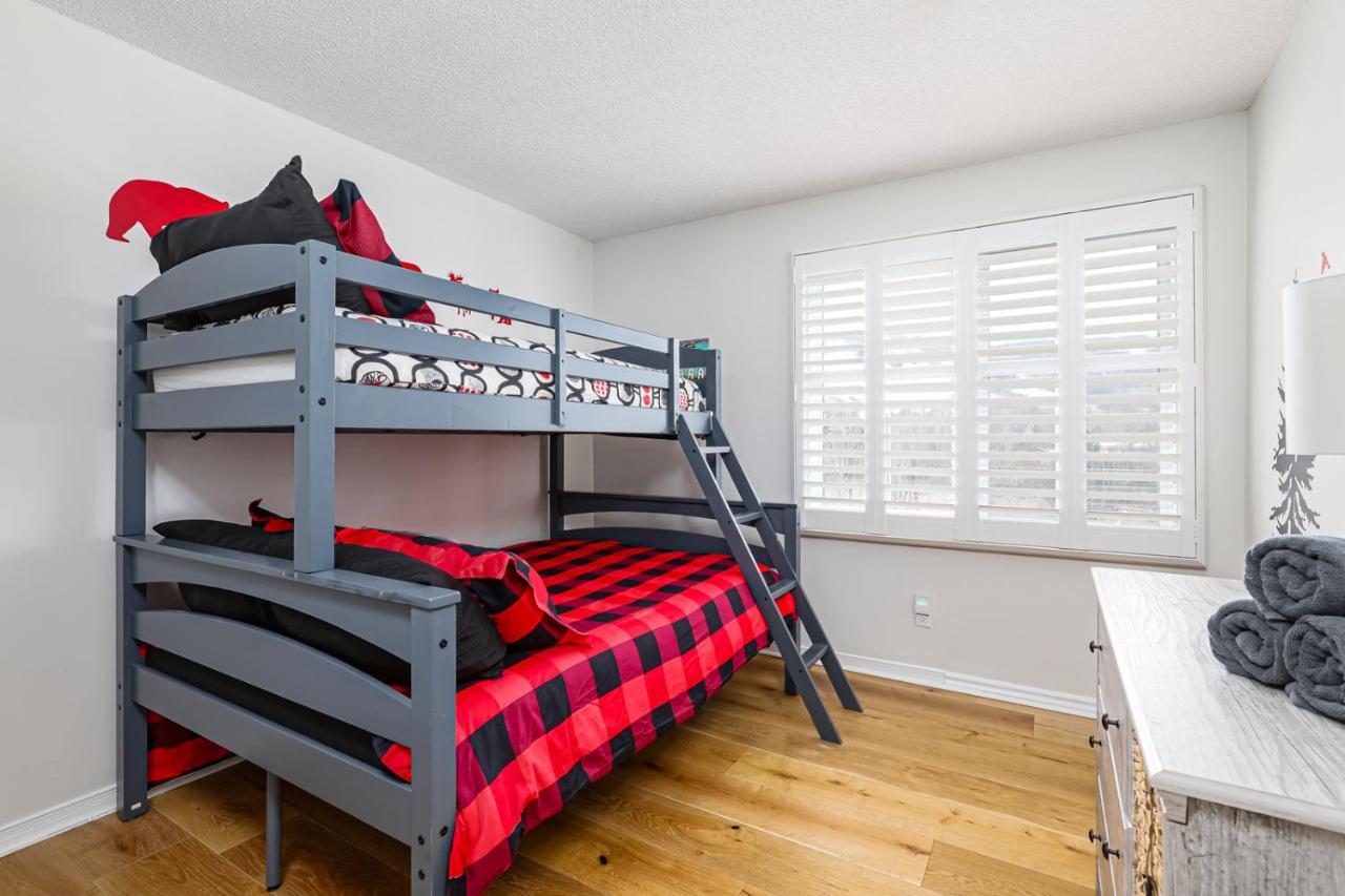 Stunning Townhouse - 3 Bdrm Blue Mountain Village Sauna! Montanhas Azuis Exterior foto