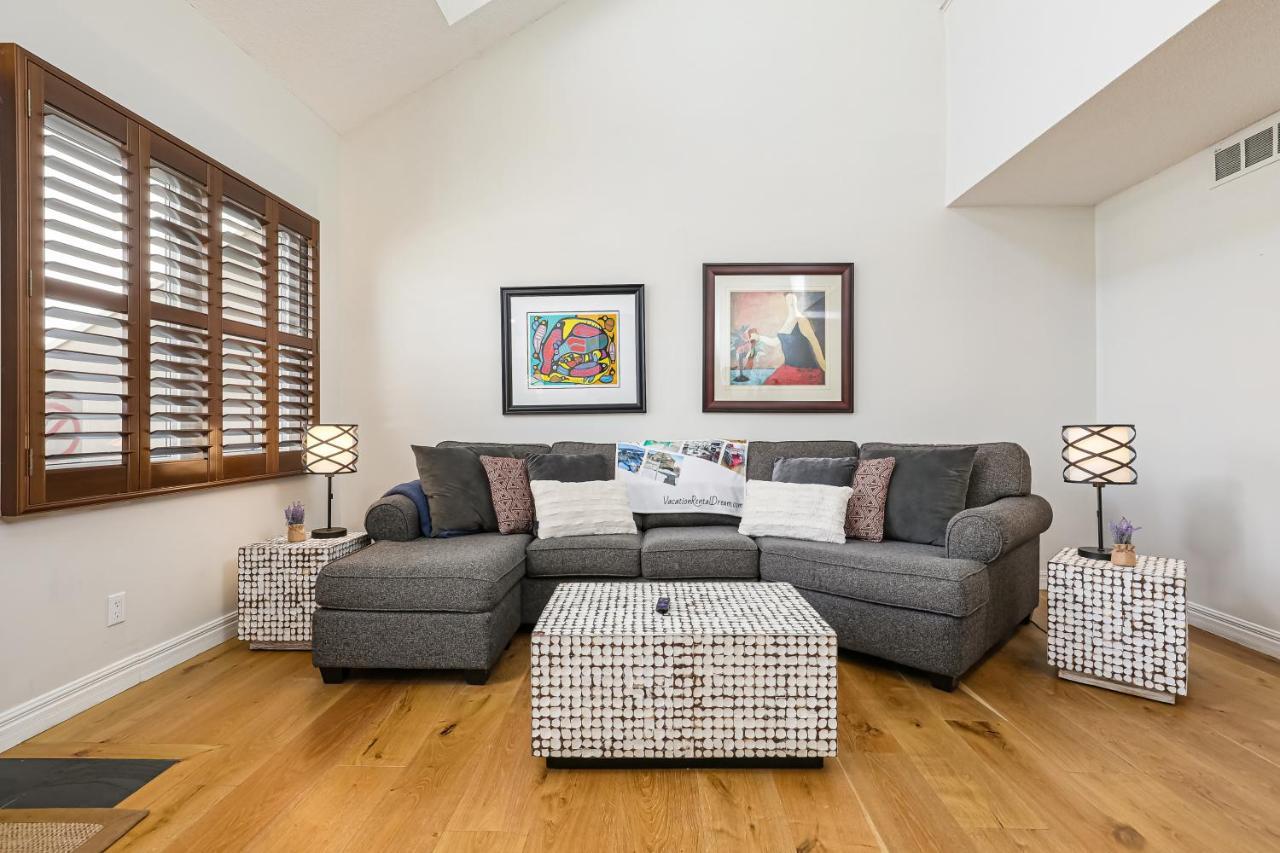 Stunning Townhouse - 3 Bdrm Blue Mountain Village Sauna! Montanhas Azuis Exterior foto