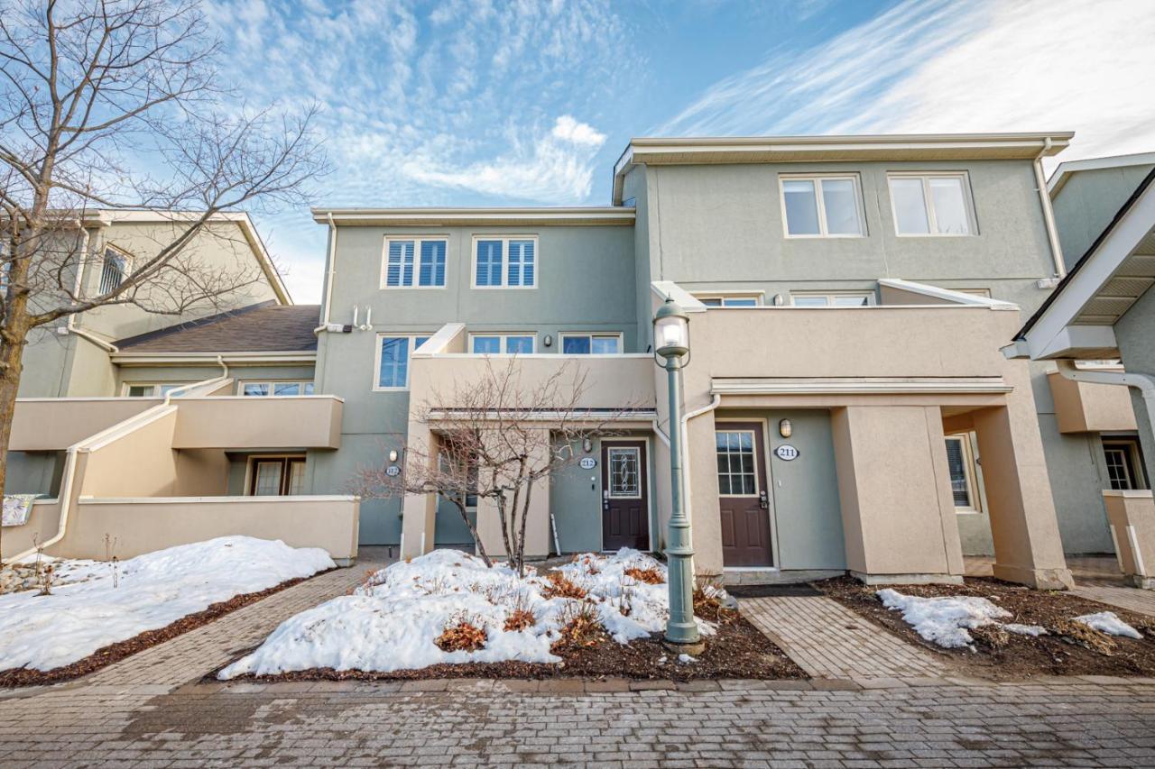 Stunning Townhouse - 3 Bdrm Blue Mountain Village Sauna! Montanhas Azuis Exterior foto
